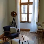 公寓 Studio Tres Spacieux Avec Cour, En Plein Coeur De ! 卡尔卡松
